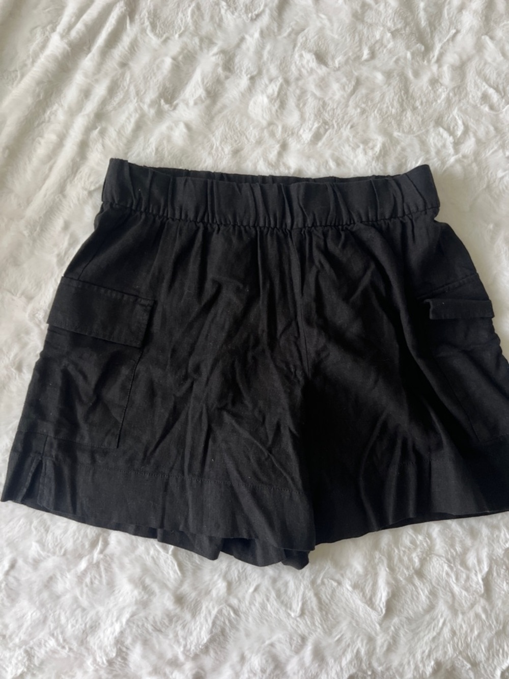 GAP Black Cargo Shorts with Elastic Waistband